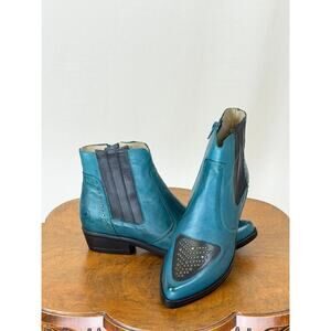 NIB Casta Vinny Distressed Turquoise Blue Boot Black Embellishment #0360 EU 39